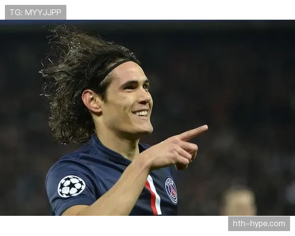 卡瓦尼锋线再发力，全方位解析其前锋核心价值