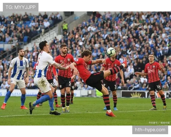 奥尔班助德甲后防稳固，球队稳健表现引关注